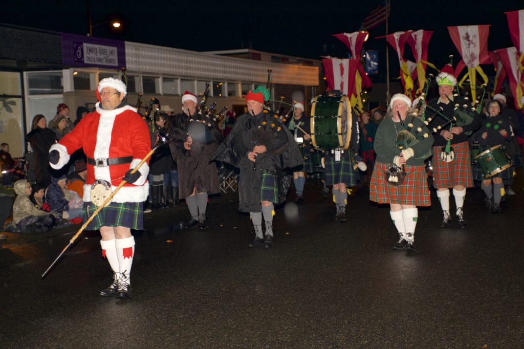 Christmas parade Seattle Scottish Highland Games Association